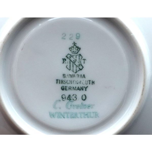 Bavaria Tirschenreuth Germany damgalı porselen fincan, fincan çapı 8 cm, yüksekliği 4 cm, tabak çapı 11 cm...