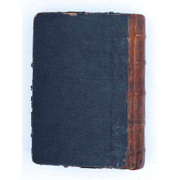 UMUMİ VE ÂLÎ AMERİKA TERBİYE USULLERİ (Methodes Americaines d´Education Generale et Technique) (1. Cilt), Ömer Buyse, çeviren: Abdullah Cevded [Karlıdağ], Türkiye Cumhuriyeti Maarif Vekaleti Neşriyatı, 604 sayfa, 14x20 cm...