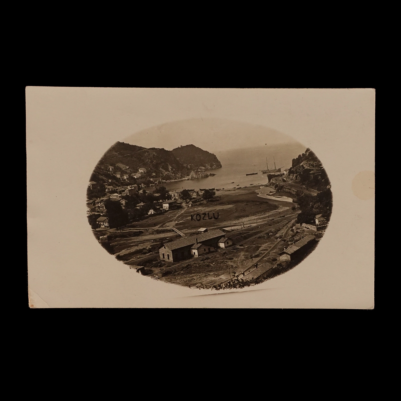 Zonguldak´ın Kozlu ilçesinden bir manzara, 14x9 cm...
