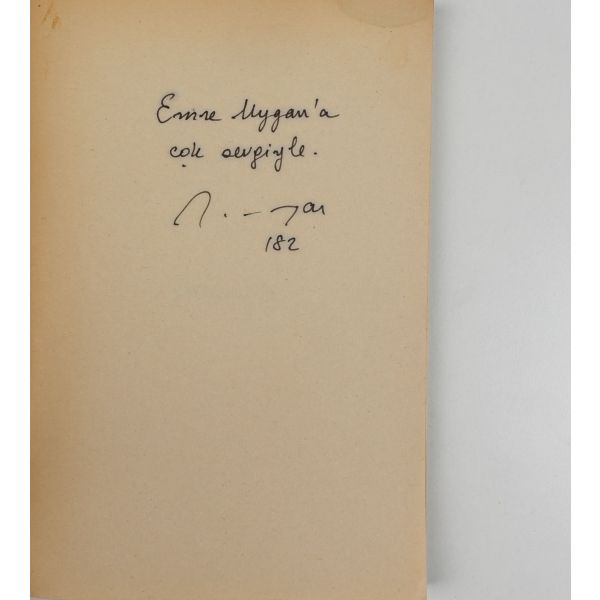 YAZ DÜŞLERİ / DÜŞ KIŞLARI, Tomris Uyar, 1981, Ada Yayınları, 105 sayfa, 14x20 cm...
