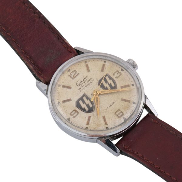 Geneva Sport, Swiss Made, kadranı Nazi SS arması damgalı, deri kordonlu vintage erkek kol saati...