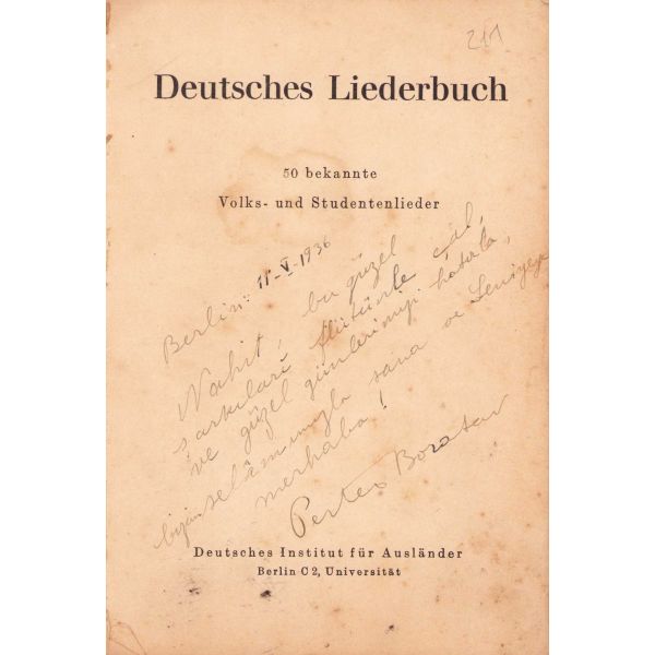 Almanca nota kitabı, Deutsches Lieder Buch, Berlin, sırtı haliyle, 61 sayfa, 13x19 cm