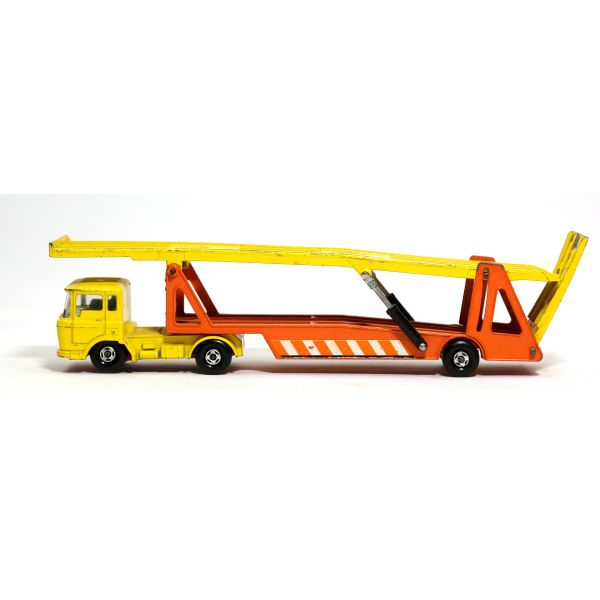 Matchbox, 1971 Transporter, made in England, 22x5x3 cm