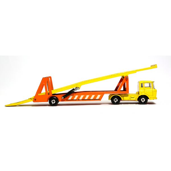 Matchbox, 1971 Transporter, made in England, 22x5x3 cm