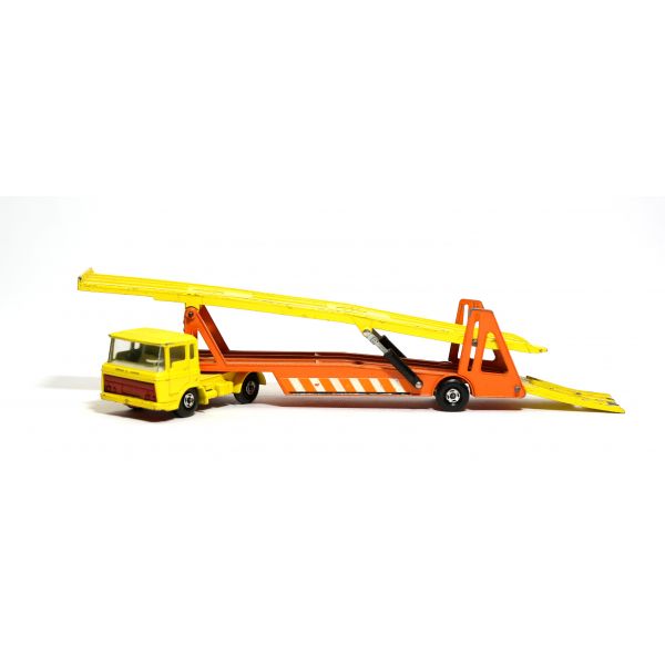 Matchbox, 1971 Transporter, made in England, 22x5x3 cm